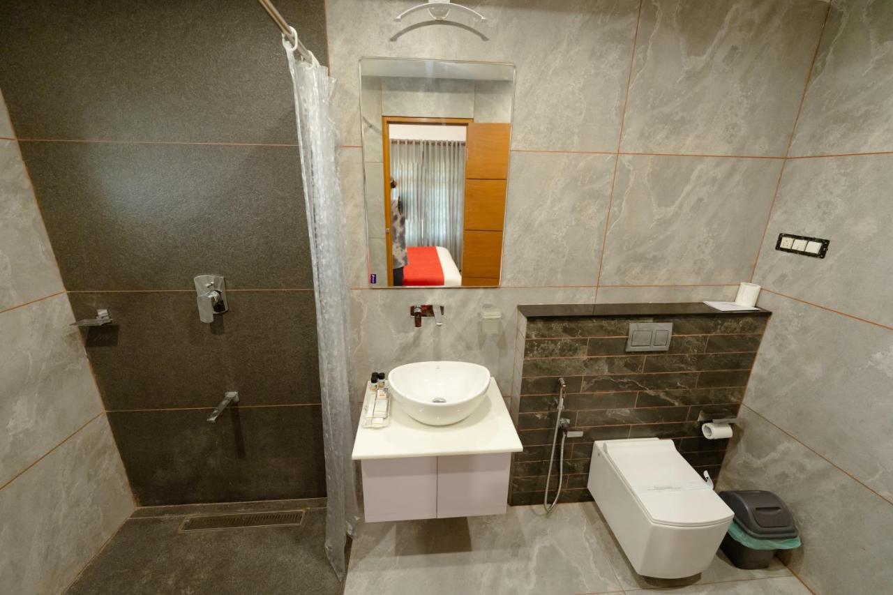 Seacoast Inn Fortkochi Fort Kochi Εξωτερικό φωτογραφία
