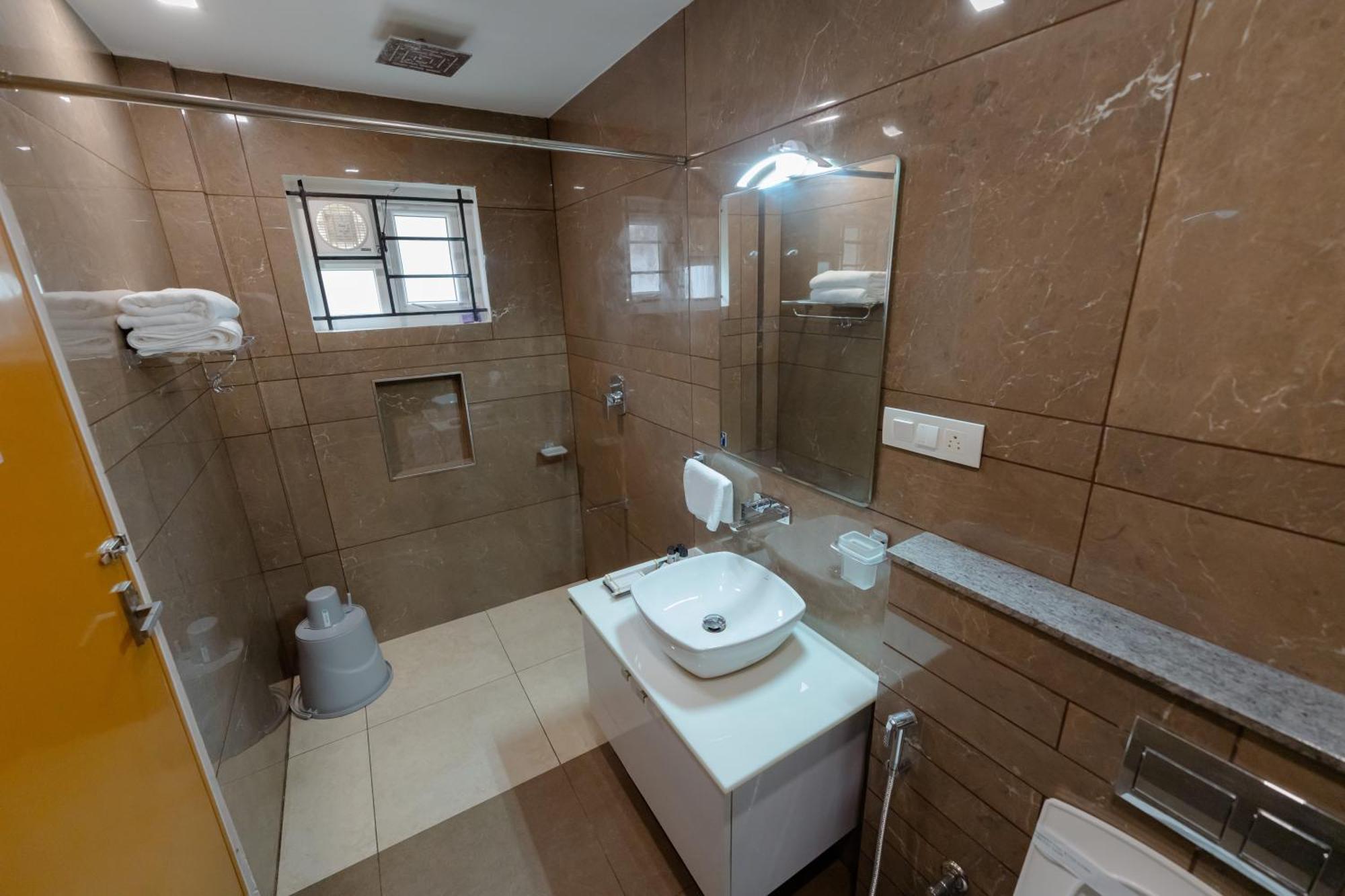 Seacoast Inn Fortkochi Fort Kochi Εξωτερικό φωτογραφία